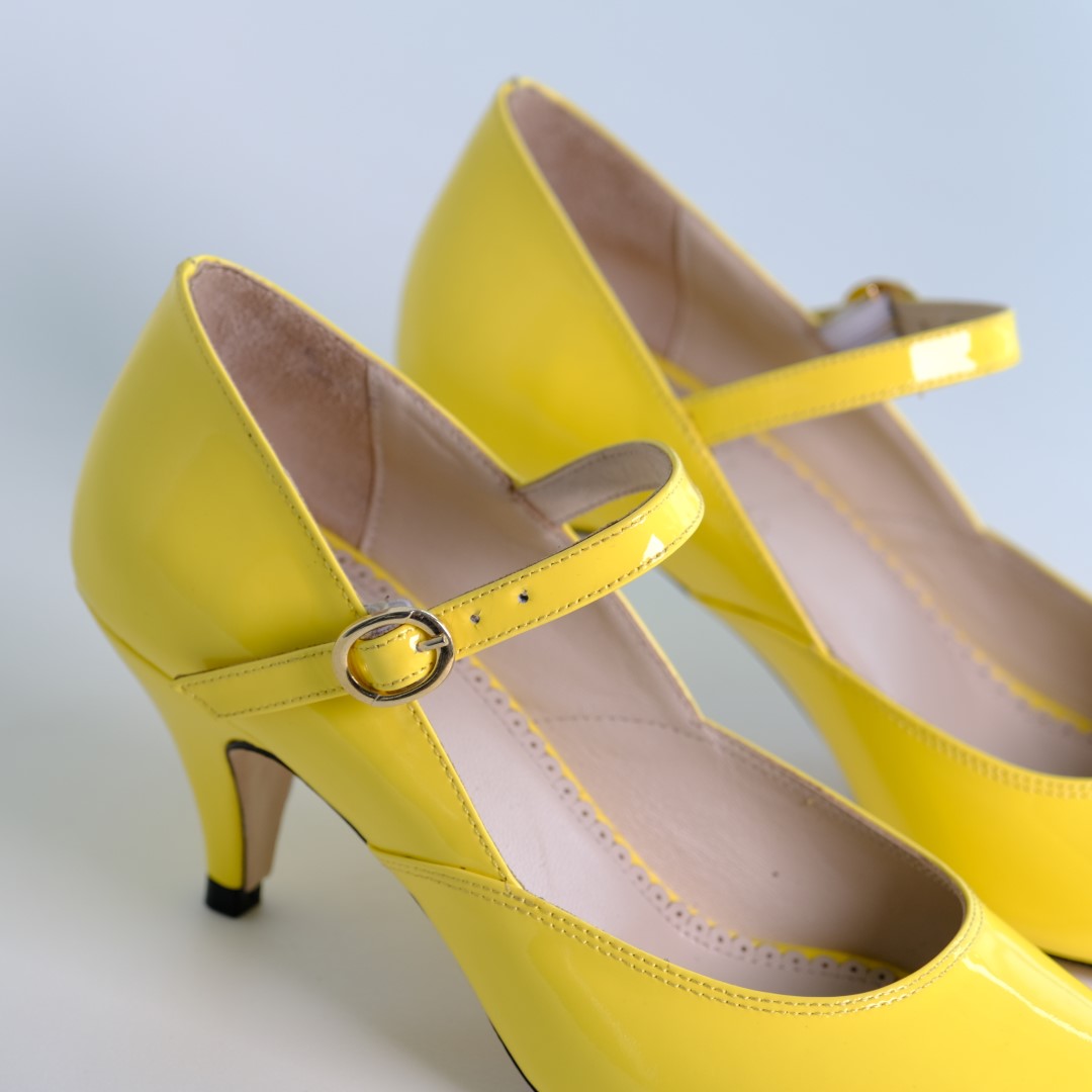 Angel Yellow